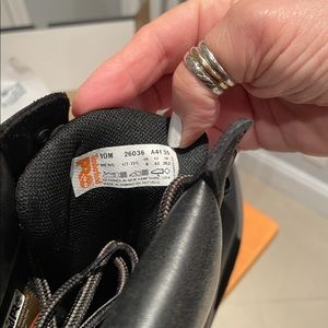 Brand new in the box & never worn. Mens Timberland Pro combat boot. Size 10.